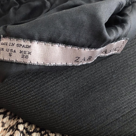 Zara mini skirt with print - Picture 4 of 4